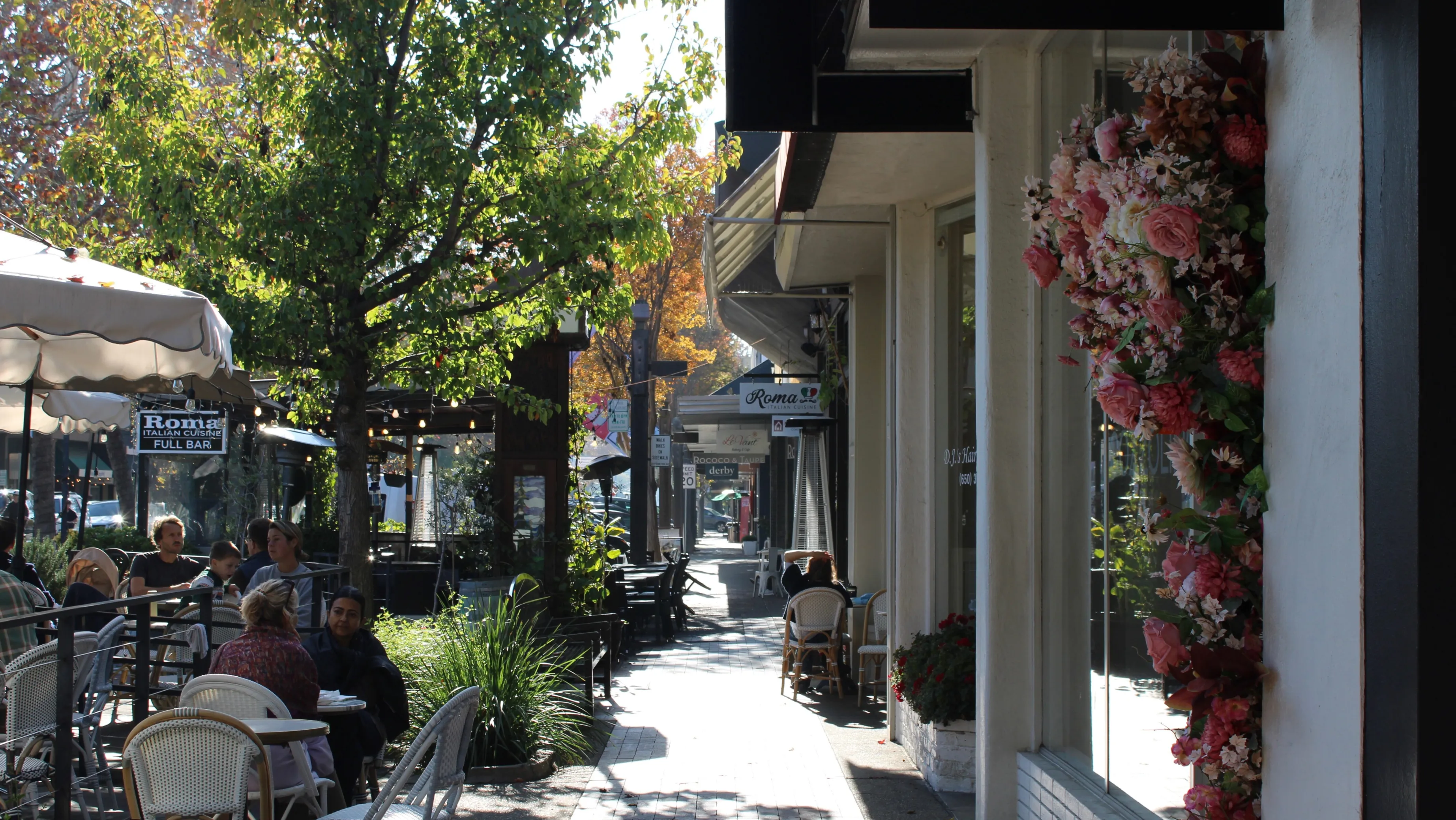 Outdoor dining and shops on Santa Cruz Avenue